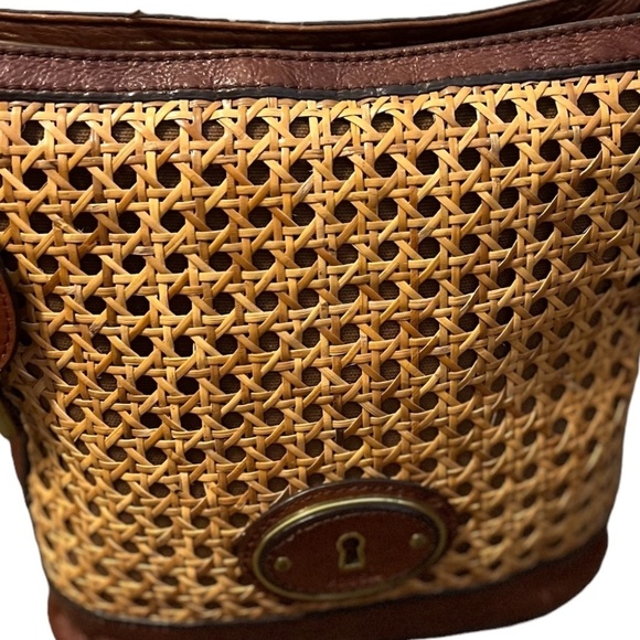 Fossil‎ Vintage Reissue Cane Wicker & Leather Bucket Crossbody Bag - Picture 4 of 13